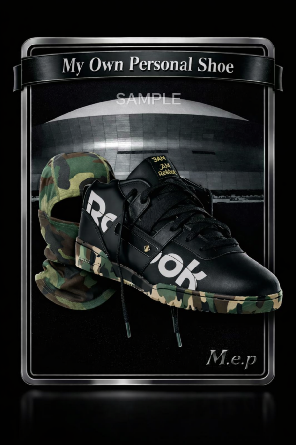 Camouflage Ree's Shoe Trading Card